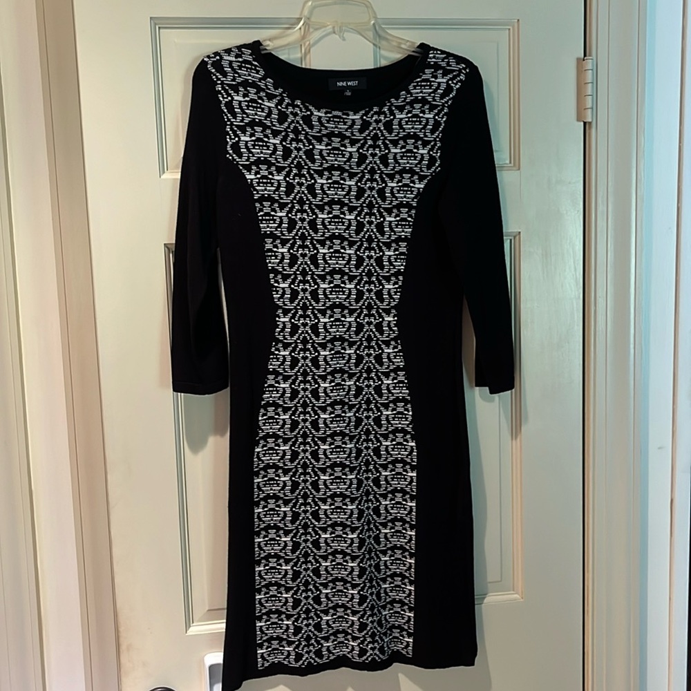Cute Nine West black/white sweater dress, size S, 3/4 sleeves, excellent cond!